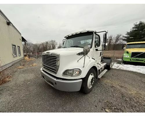 FREIGHTLINER M2-112 Complete Vehicle