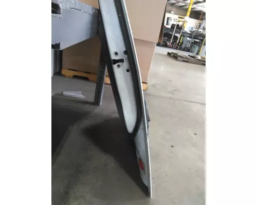 FREIGHTLINER M2 112 DOOR ASSEMBLY, FRONT