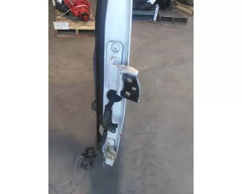 FREIGHTLINER M2 112 DOOR ASSEMBLY, FRONT