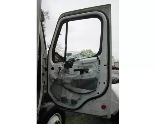 FREIGHTLINER M2 112 DOOR ASSEMBLY, FRONT