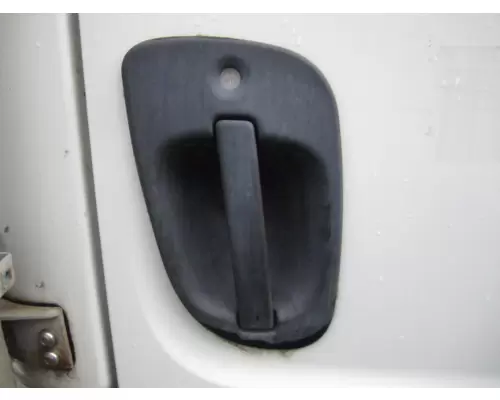 FREIGHTLINER M2 112 DOOR HANDLE