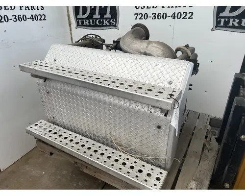FREIGHTLINER M2 112 DPF (Diesel Particulate Filter)