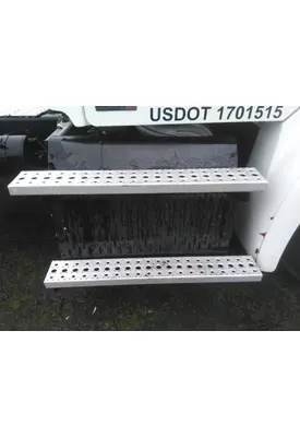 FREIGHTLINER M2 112 DPF STEP