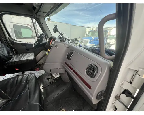 FREIGHTLINER M2 112 Dash Assembly