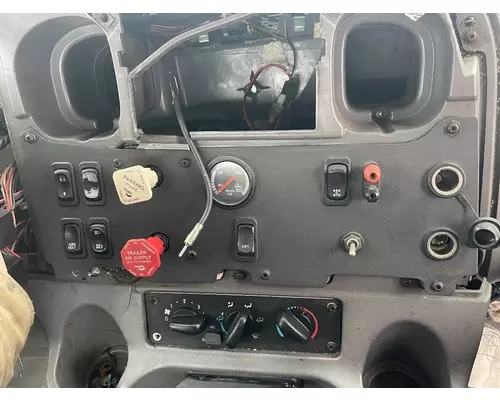 FREIGHTLINER M2 112 Dash Panel