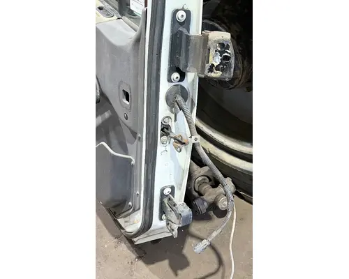 FREIGHTLINER M2 112 Door Assembly, Front
