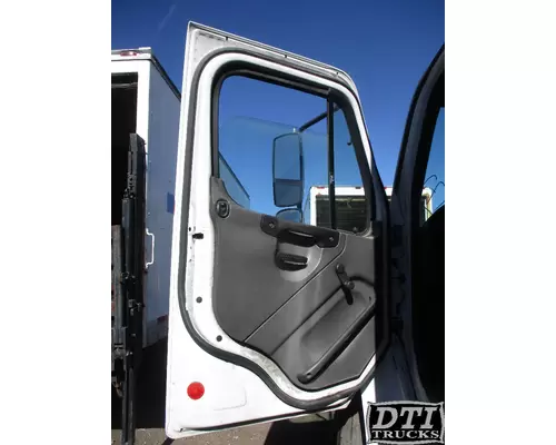 FREIGHTLINER M2 112 Door Assembly, Front