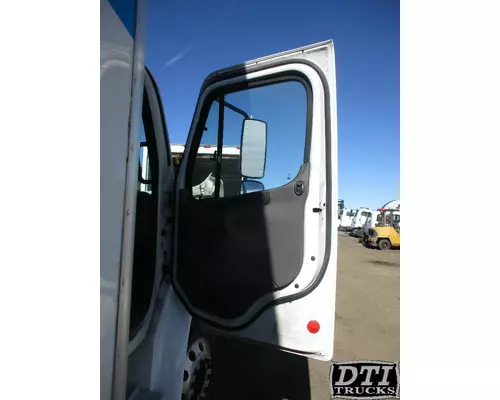 FREIGHTLINER M2 112 Door Assembly, Front