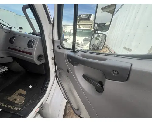 FREIGHTLINER M2 112 Door Assembly, Front