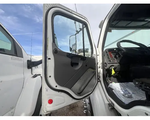 FREIGHTLINER M2 112 Door Assembly, Front