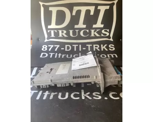 FREIGHTLINER M2 112 ECM (Body Control Module)