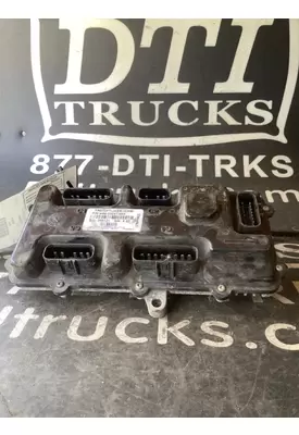 FREIGHTLINER M2 112 ECM (Chassis)