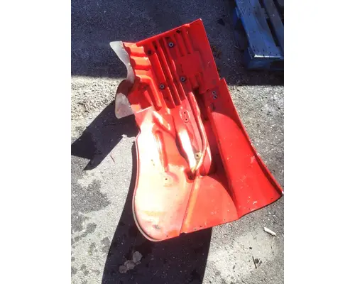 FREIGHTLINER M2-112 Fender Extension