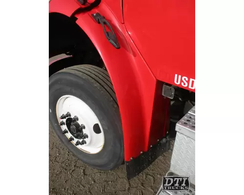 FREIGHTLINER M2 112 Fender Extension