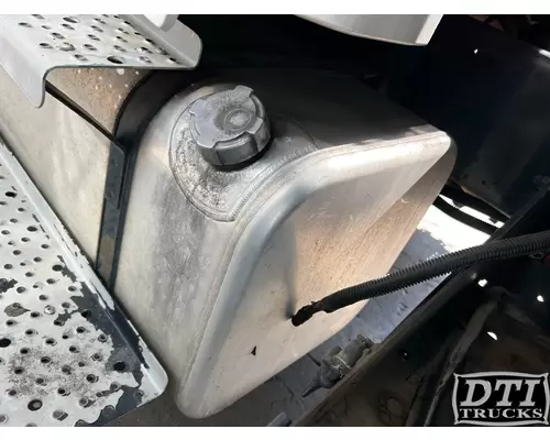 FREIGHTLINER M2 112 Fuel Tank