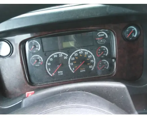 FREIGHTLINER M2 112 GAUGE CLUSTER