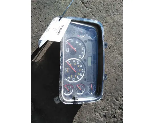 FREIGHTLINER M2 112 GAUGE CLUSTER