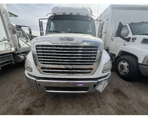 FREIGHTLINER M2 112 Grille