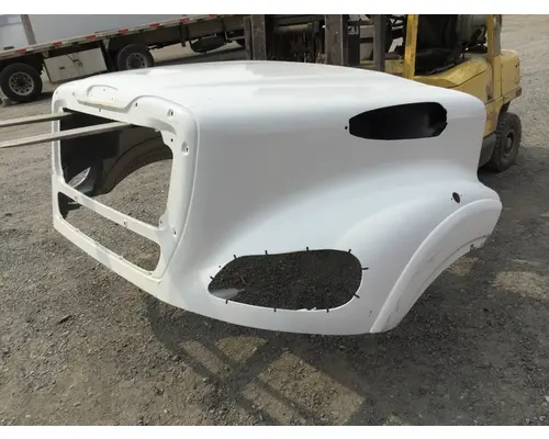 FREIGHTLINER M2 112 HOOD
