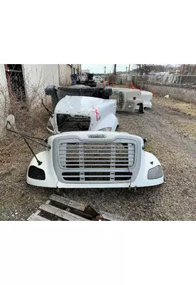 FREIGHTLINER M2 112 Hood