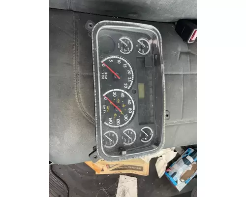 FREIGHTLINER M2 112 Instrument Cluster