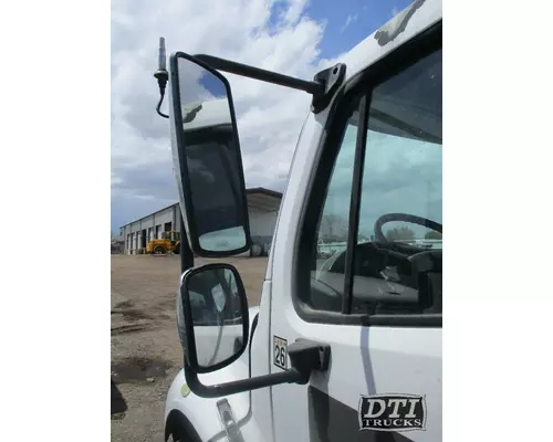 FREIGHTLINER M2 112 Mirror (Side View)