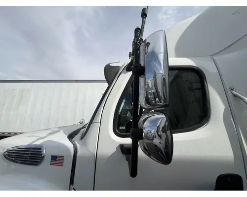 FREIGHTLINER M2 112 Mirror (Side View)
