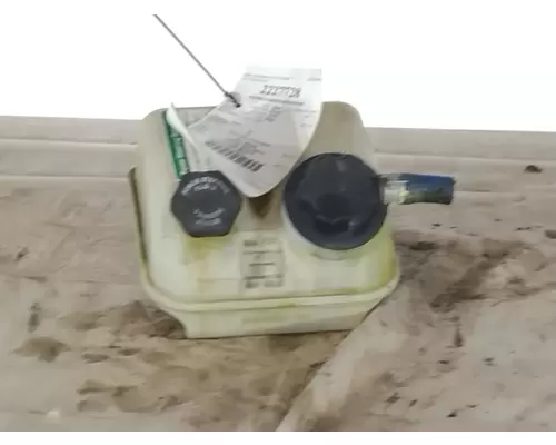 FREIGHTLINER M2 112 POWER STEERING RESERVOIR
