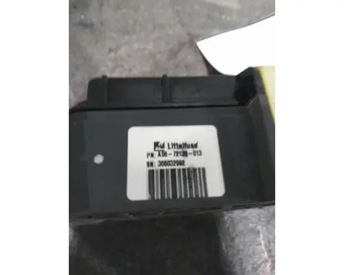 FREIGHTLINER M2 112 POWERNET DISTRIBUTION BOX (PNDB)