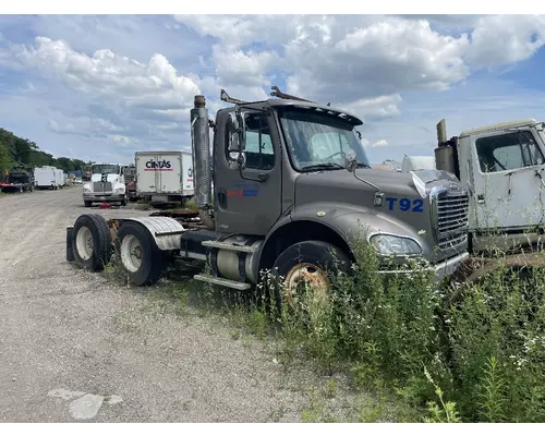 FREIGHTLINER M2 112 Parts Vehicles