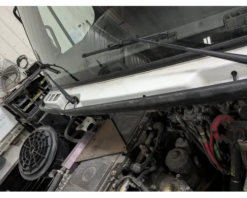 FREIGHTLINER M2-112 Radiator Shroud