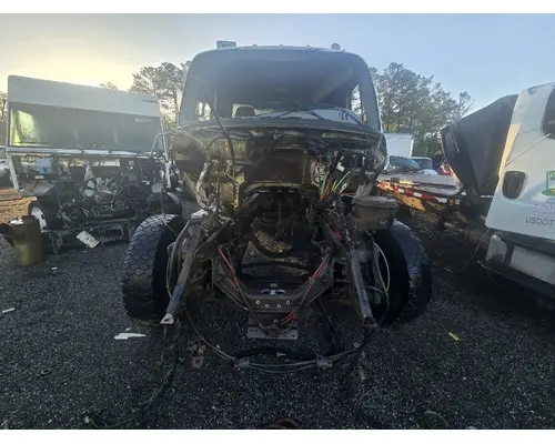 FREIGHTLINER M2 112 Spindle  Knuckle, Front