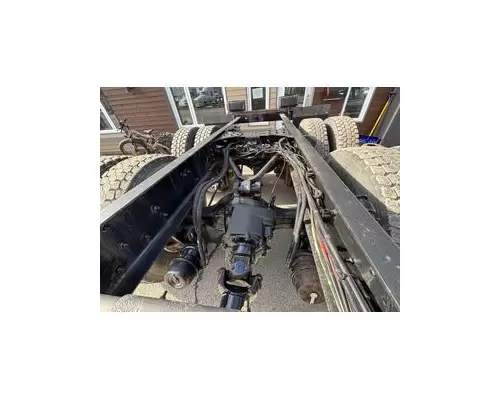 FREIGHTLINER M2 112 Suspension