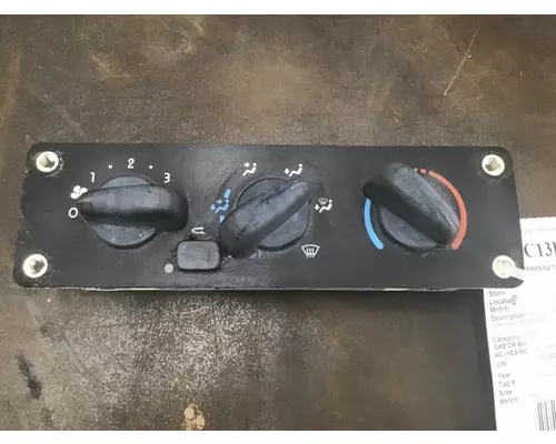 FREIGHTLINER M2 112 TEMPERATURE CONTROL