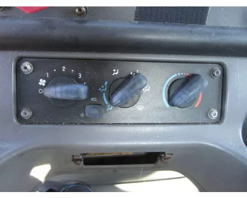 FREIGHTLINER M2 112 TEMPERATURE CONTROL