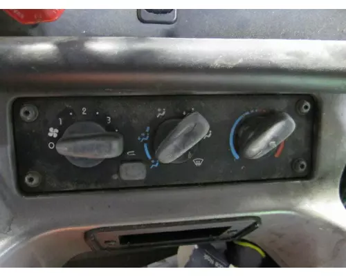 FREIGHTLINER M2 112 TEMPERATURE CONTROL