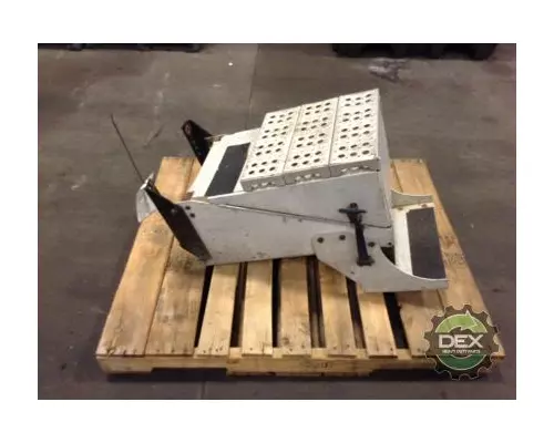 FREIGHTLINER M2-112 Tool Box