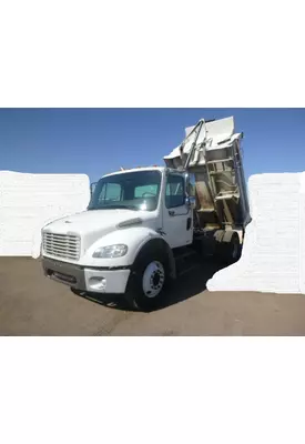 FREIGHTLINER M210642ST Vehicle For Sale