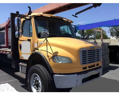 FREIGHTLINER M210664ST-HD Vehicle For Sale