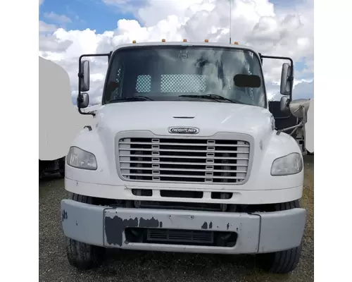 FREIGHTLINER M210664ST Vehicle For Sale
