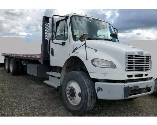 FREIGHTLINER M210664ST Vehicle For Sale
