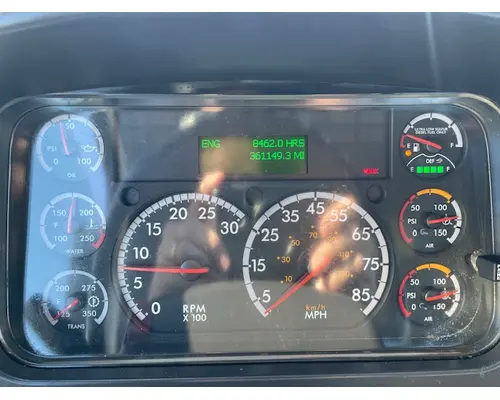 FREIGHTLINER M210664ST Vehicle For Sale