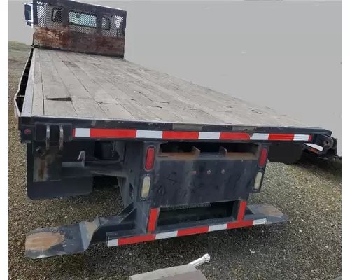 FREIGHTLINER M210664ST Vehicle For Sale