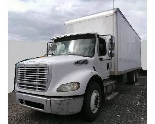 FREIGHTLINER M211264ST Vehicle For Sale