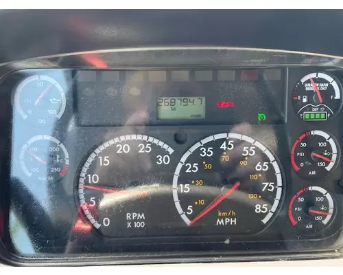 FREIGHTLINER M211264ST Vehicle For Sale