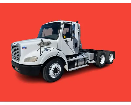 FREIGHTLINER M211264ST Vehicle For Sale