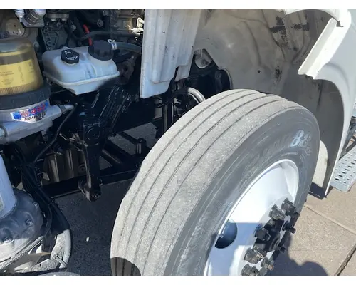 FREIGHTLINER M211264ST Vehicle For Sale