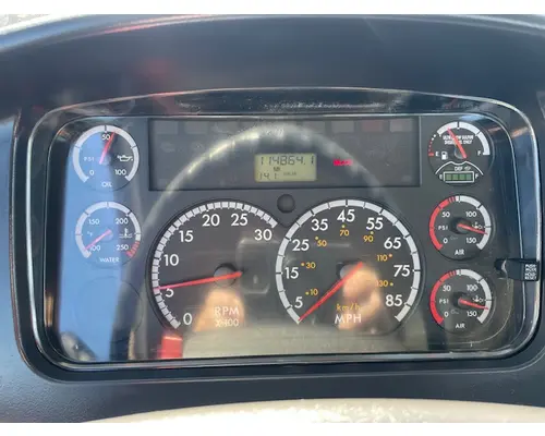 FREIGHTLINER M211264ST Vehicle For Sale