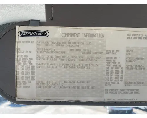 FREIGHTLINER M211264ST Vehicle For Sale