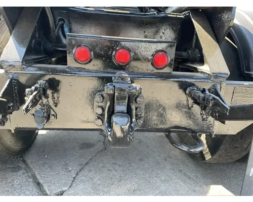 FREIGHTLINER M211264ST Vehicle For Sale